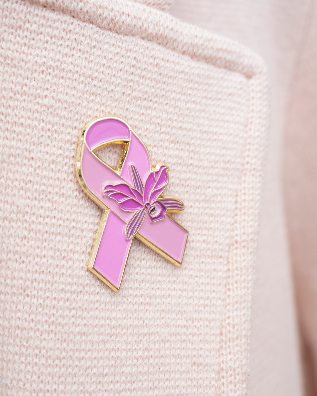 Pin Lazo Rosa - Fuerza que florece